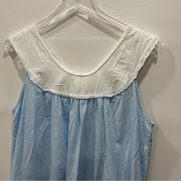 Vintage Long Night Gown Floral Bow Neckline Button Pleated Front - Picture 6 of 7